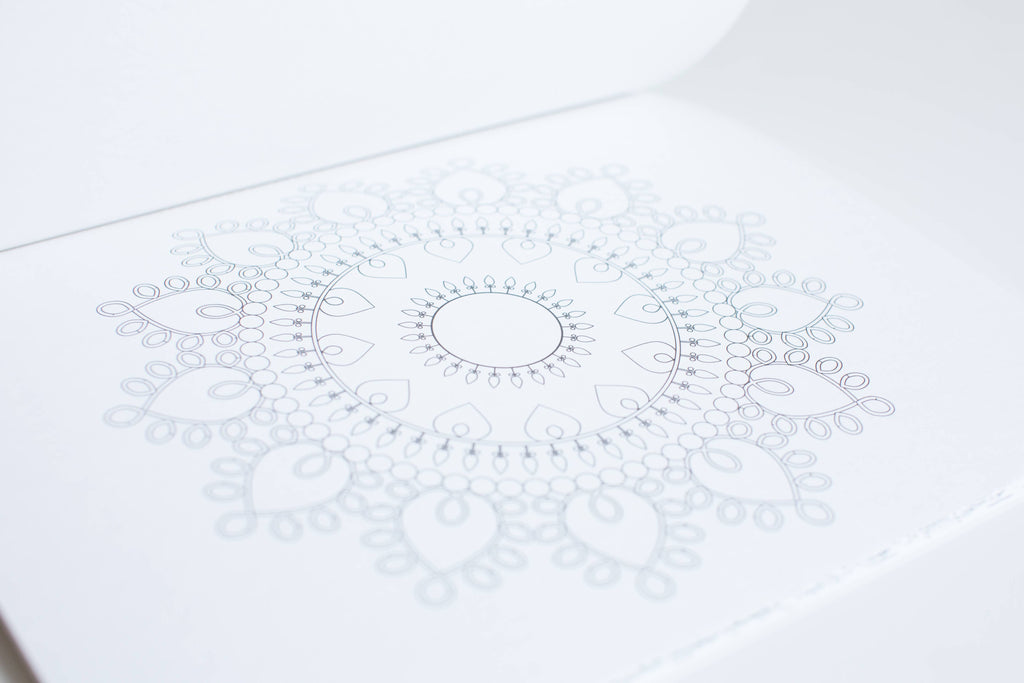 Adult Coloring Book: Stress Relieving Travel Size