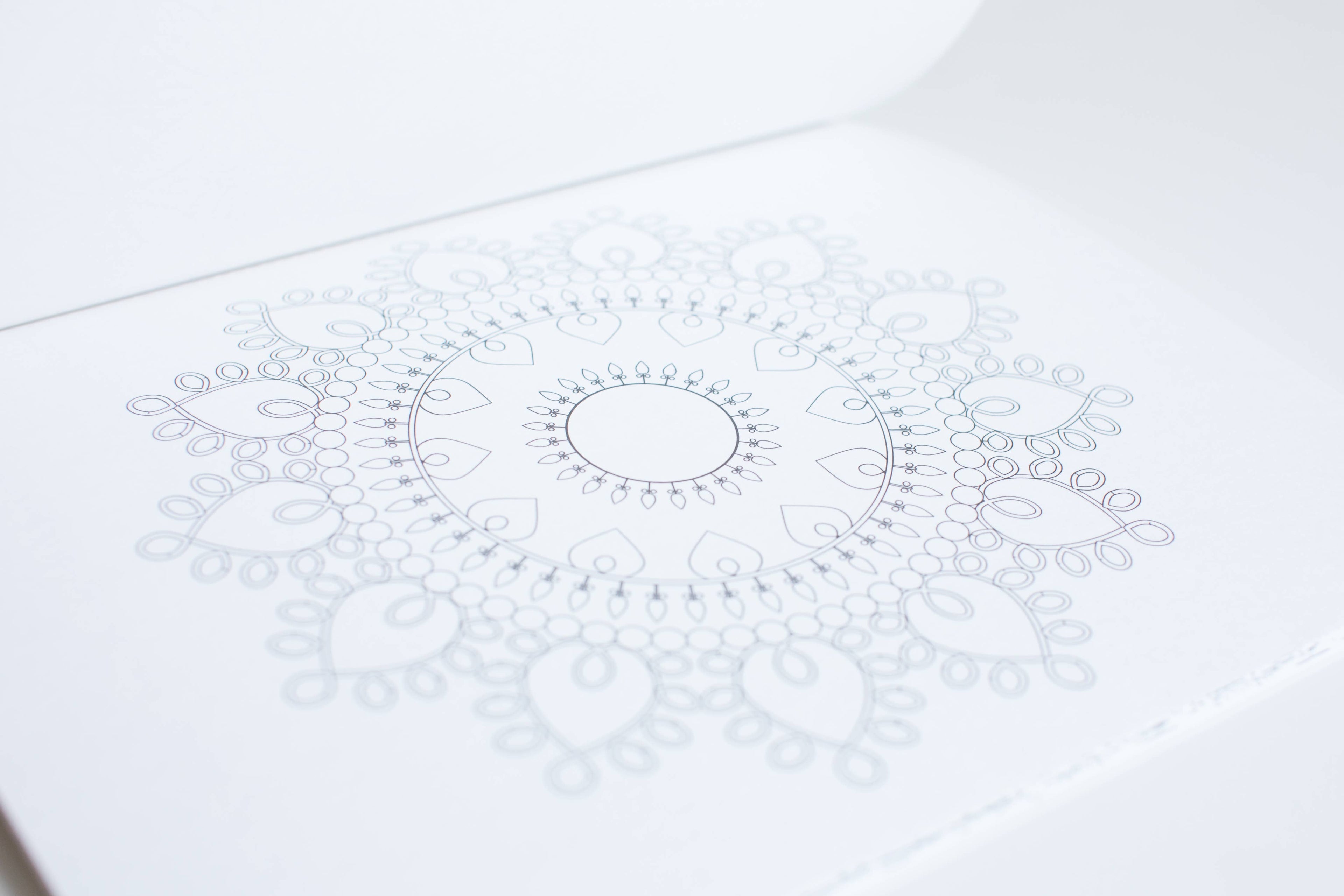 Adult Coloring Book: Stress Relieving Travel Size